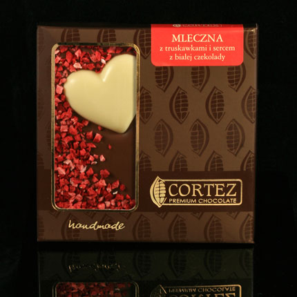 CZEKOLADA Z TRUSKAWKAMI I SERCEM Z CZEKOLADY 100 G